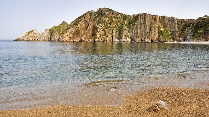 Playa del Silencio - Plaża Ciszy na wybrzeżu Costa Verde w Hiszpanii (Asturia)