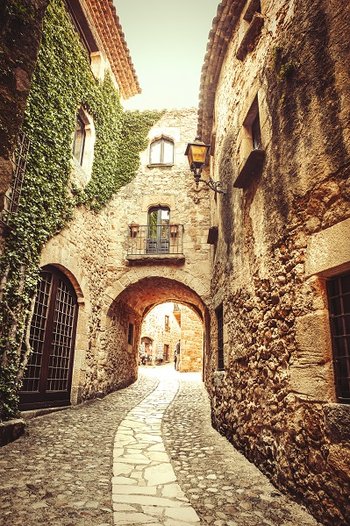 Pals - średniowieczne miasteczko na Costa Brava, Katalonia