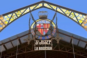 Popularny targ miejski w Barcelonie - La Boqueria