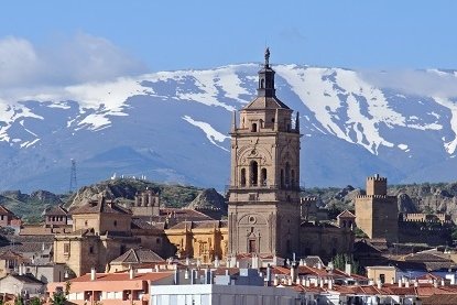Miasto Guadix w Hiszpanii (Andaluzja, Prowincja Granada) 