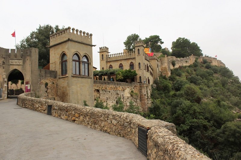 Zamek Castell de Xativa - brama Porta Ferrissa