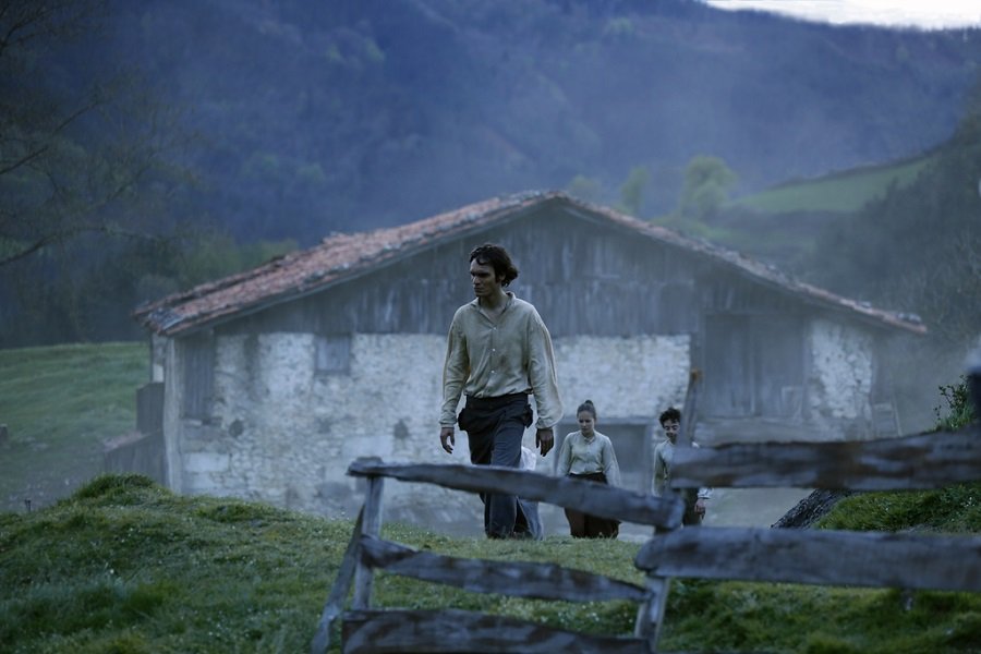 Olbrzym (Handia) - film prod. Hiszpania