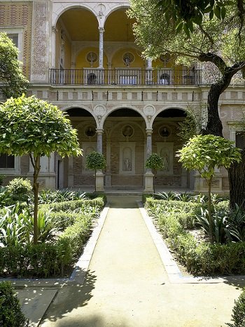 Ogrody pałacowe w Casa de Pilatos w Sewilli