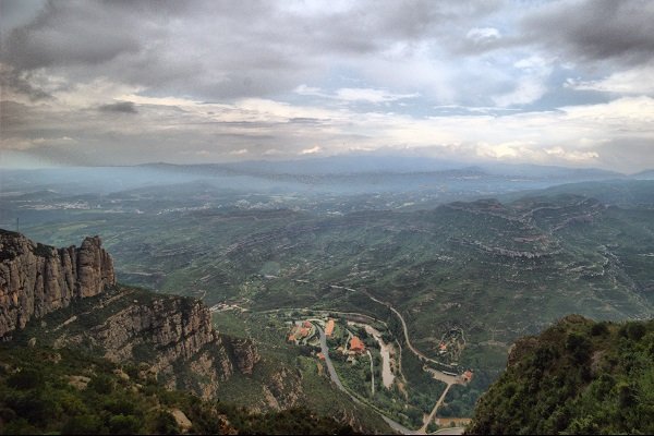 Montserrat - klasztor i masyw górski w Hiszpanii (Katalonia)