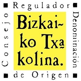 Wina z apelacji D.O. Txakolí de Bizkaia w Kraju Basków (Hiszpania)