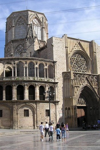 Katedra w Walencji - Portal Apostołów i trybuna Obra Nueva 
