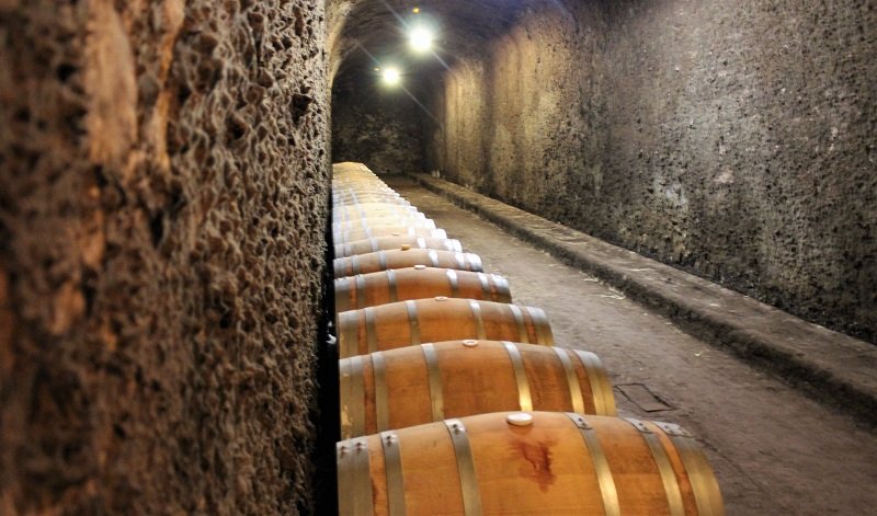 Klasyczny styl wina Rioja - dojrzewanie w beczce